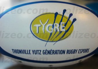 ballon de rugby publicitaire géant tygre