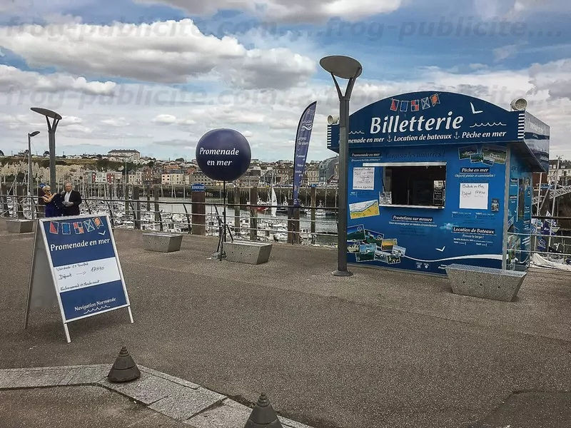 ballon publicitaire sur trépied balade en mer, bleu