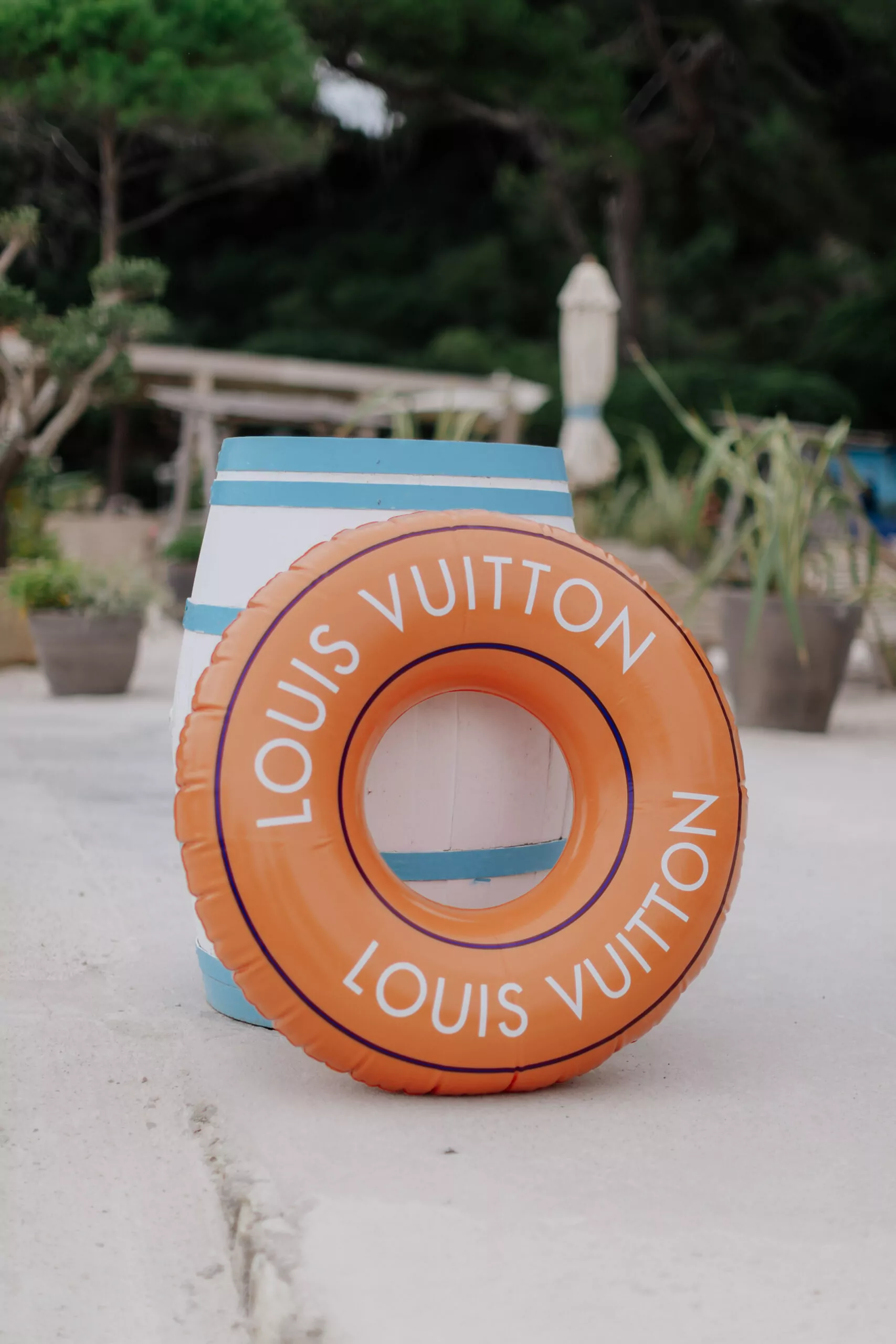 Bouée louis vuitton gonflable sur mesure
