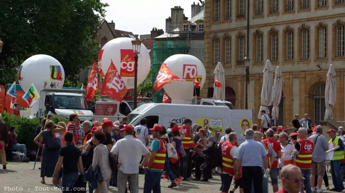 montgolfière 3 m - FSU, cgt, FO