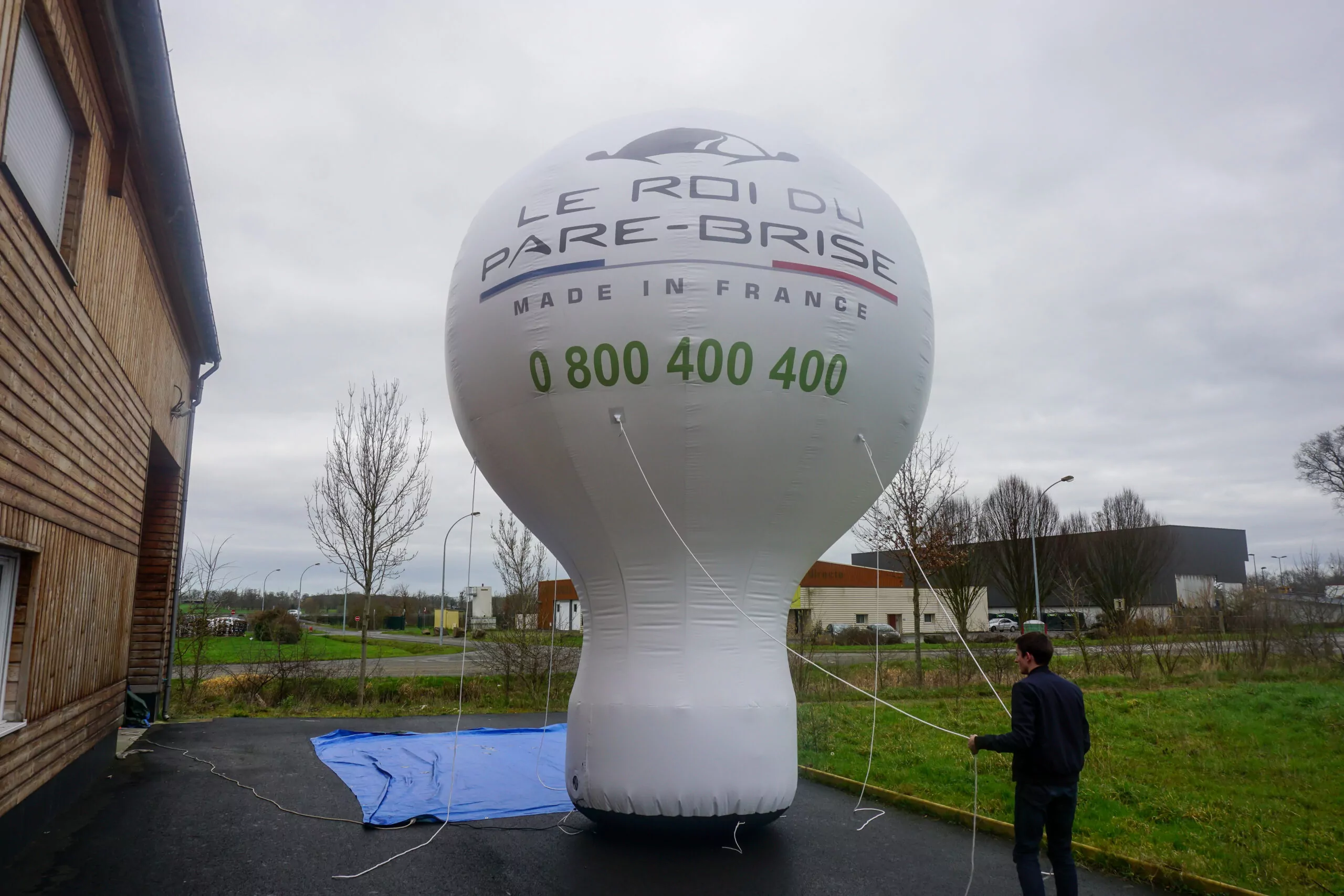 Montgolfière blanche