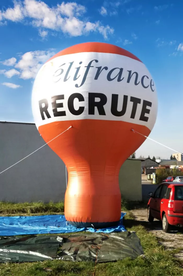 Montgolfière rouge élifrance recrute